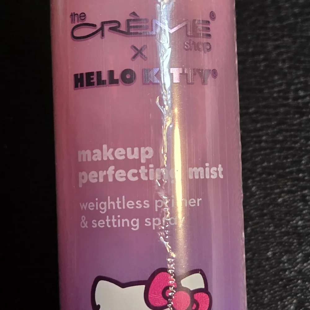 🎁The Creme Shop x Hello Kitty Makeup Perfecting Mist- Primer & Setting Spray